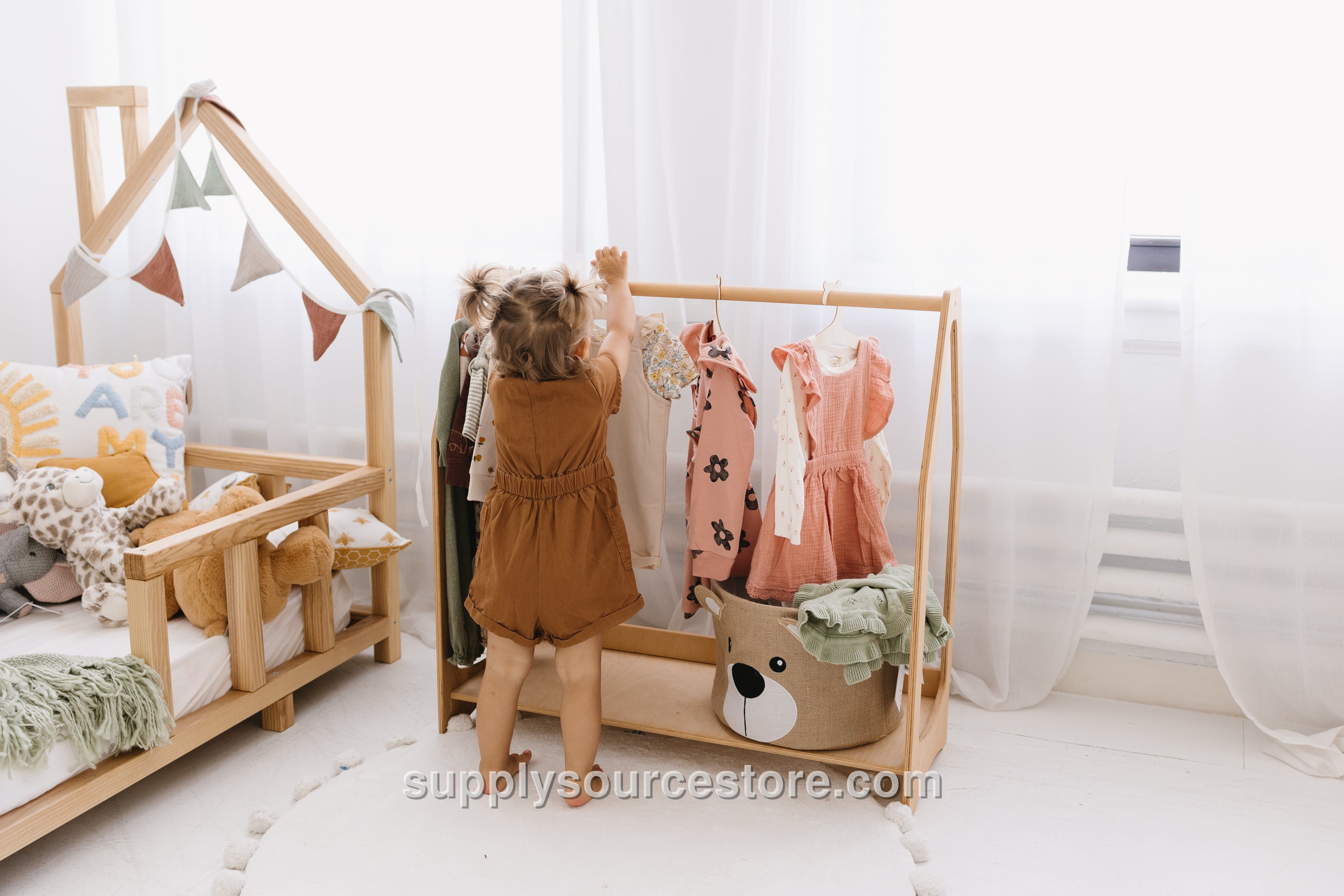 Montessori Clothing Rack with Shelf
