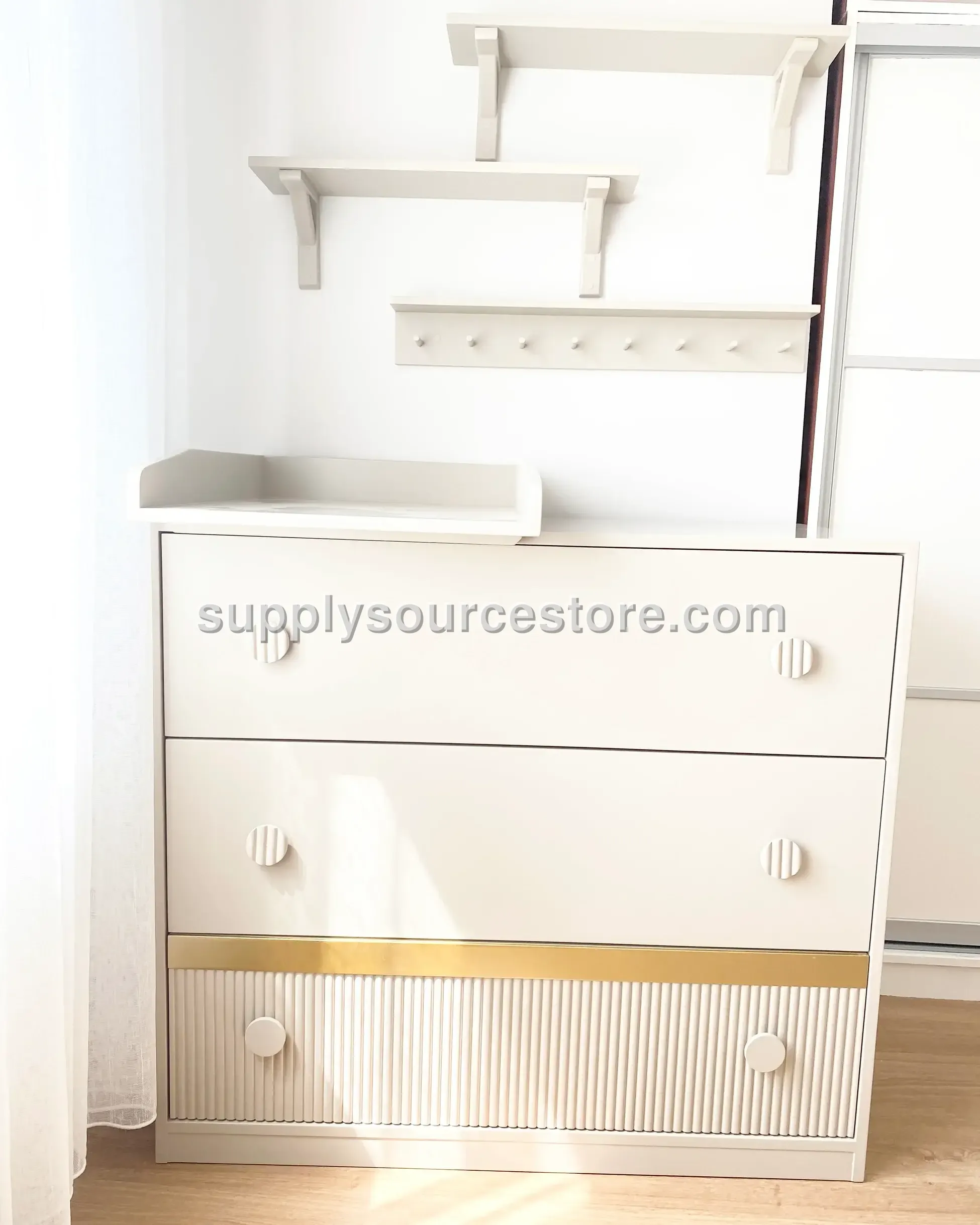 Oyster Dresser Dresser
