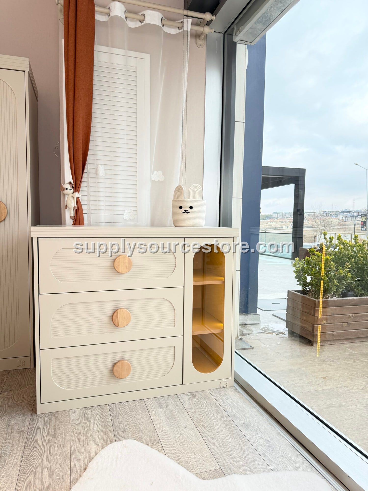 Petra Series LED Illuminated Dresser Dresser