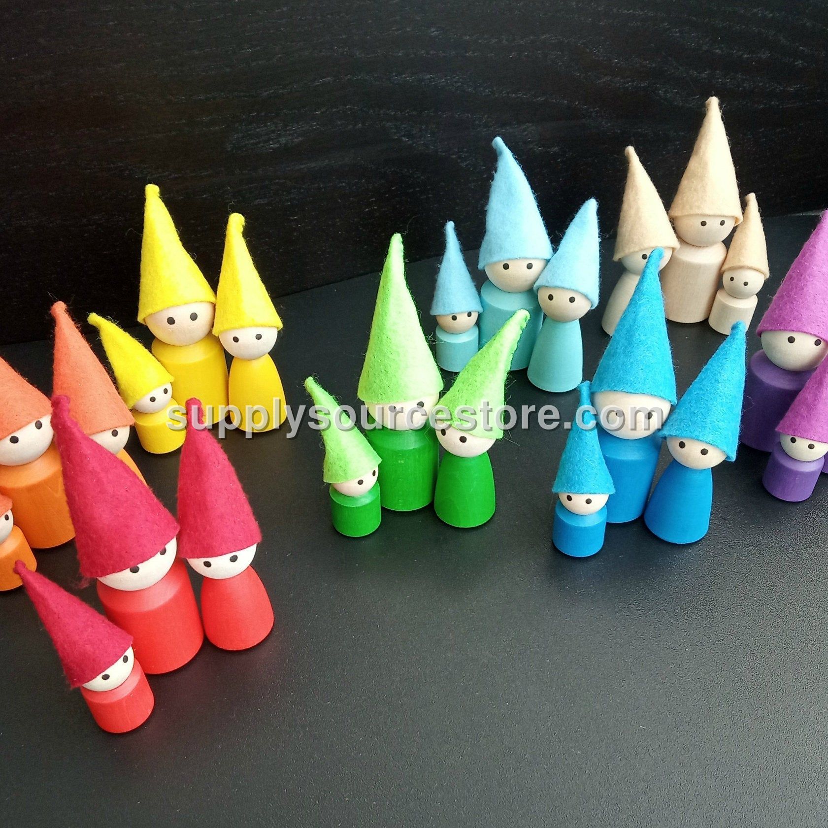 Peg Dolls Family