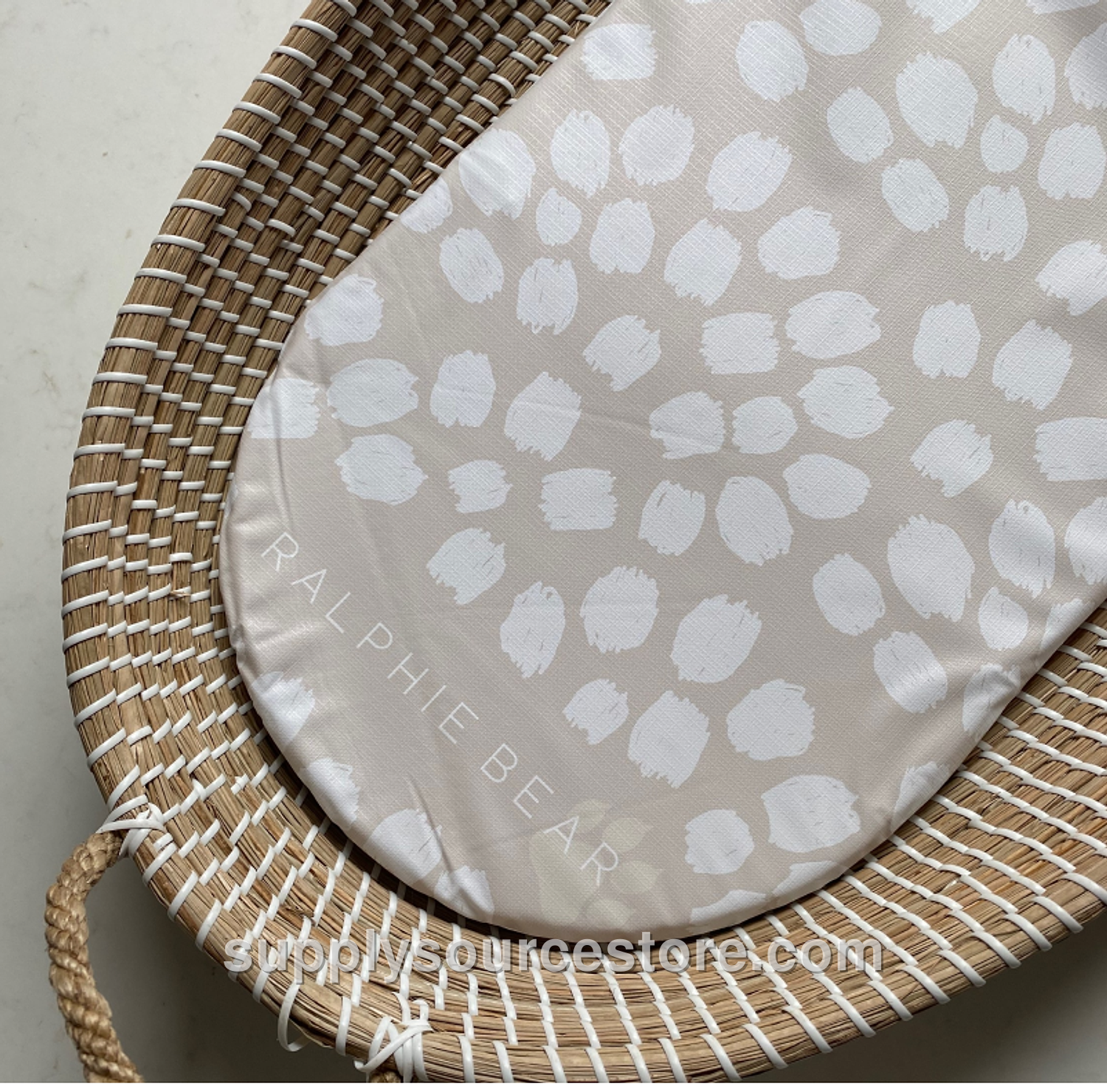 Changing Basket Liner Mat - Scallop