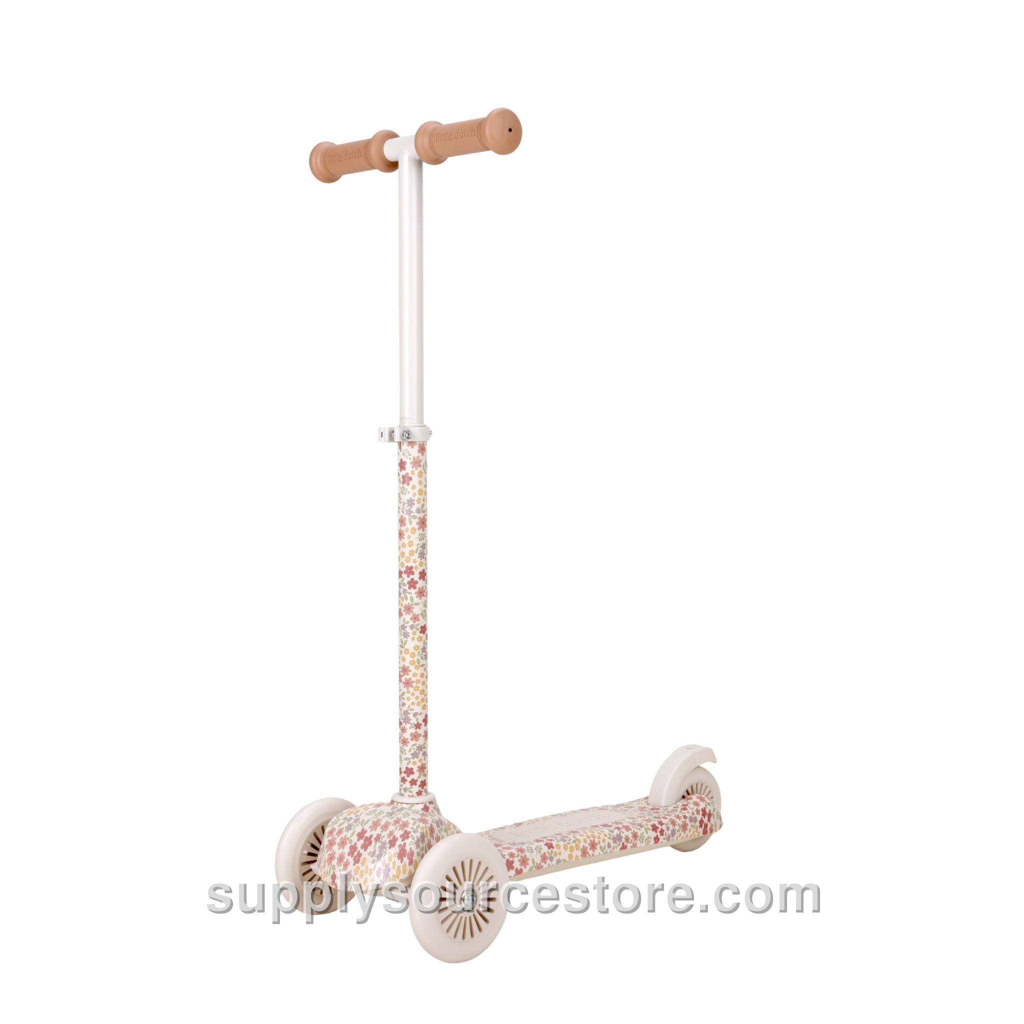 Scooter - Off White