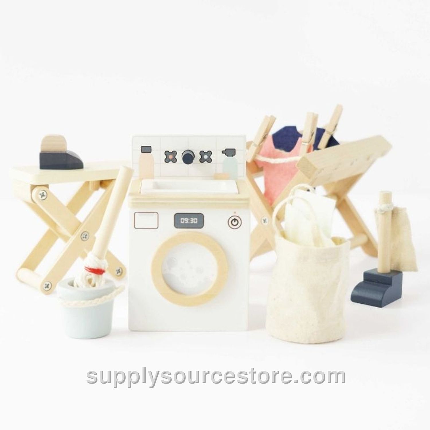 Dolls House Laundry Room Furniture Set