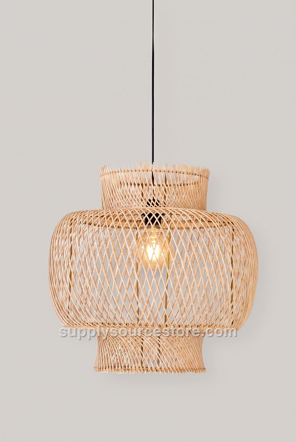 Rattan Pendant Light · SS-015136