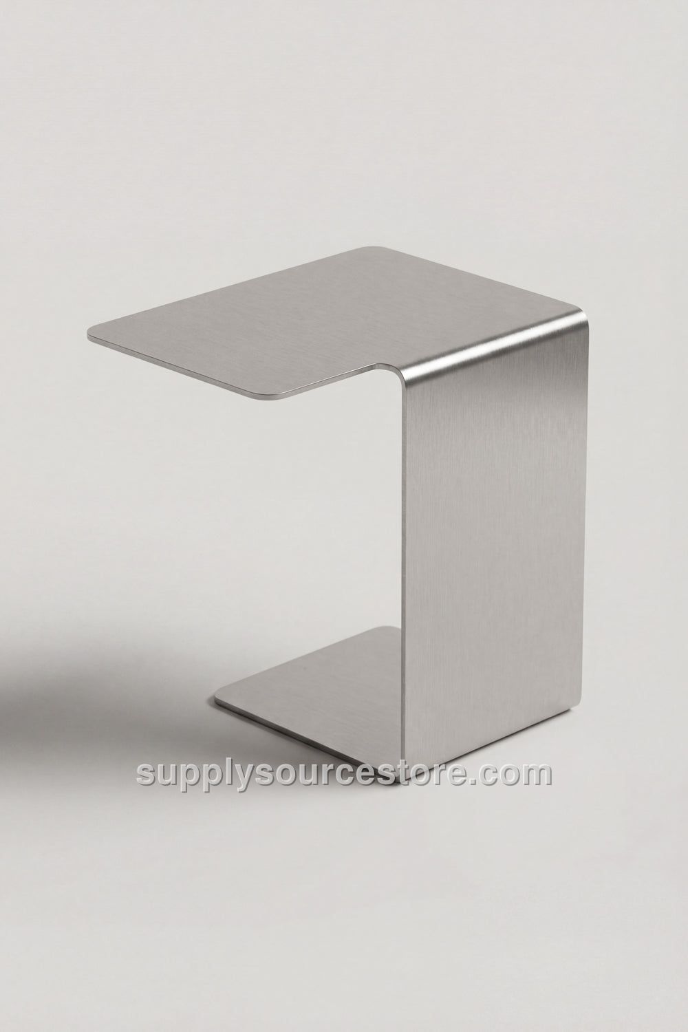 Metal Zigzag Coffee Table · SS-015310