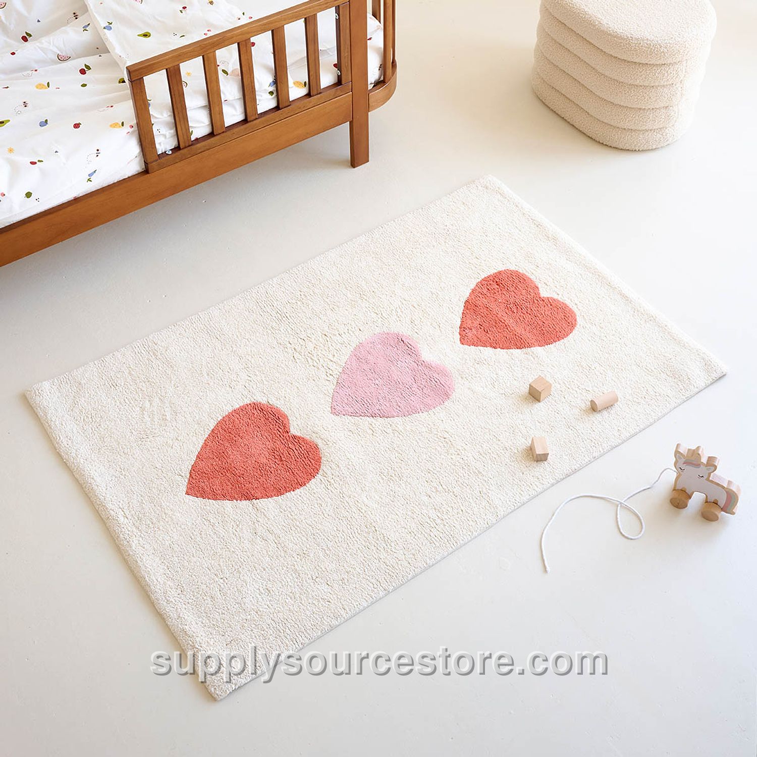 Washable children's rug | Rectangular 80 x 120 cm (31.5 x 47.2 in) | Hearts