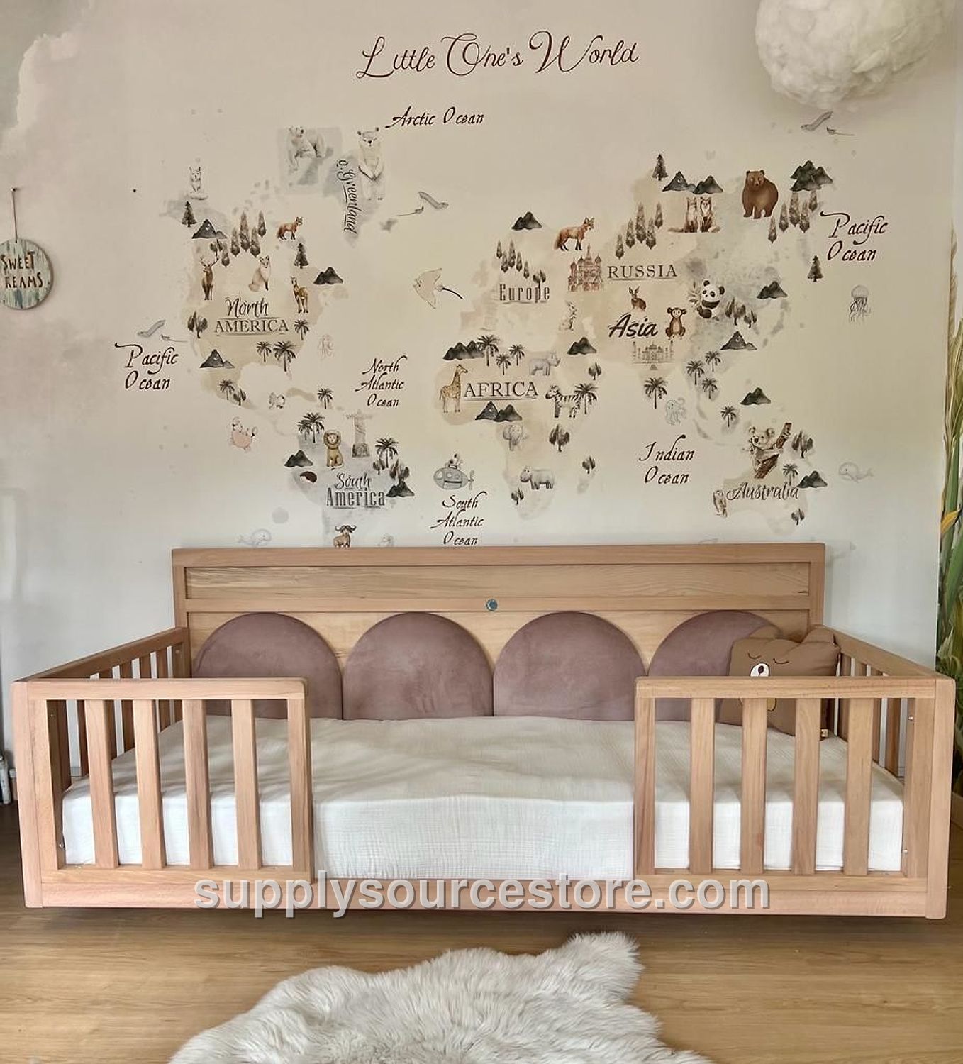 World Map Wall Wallpaper