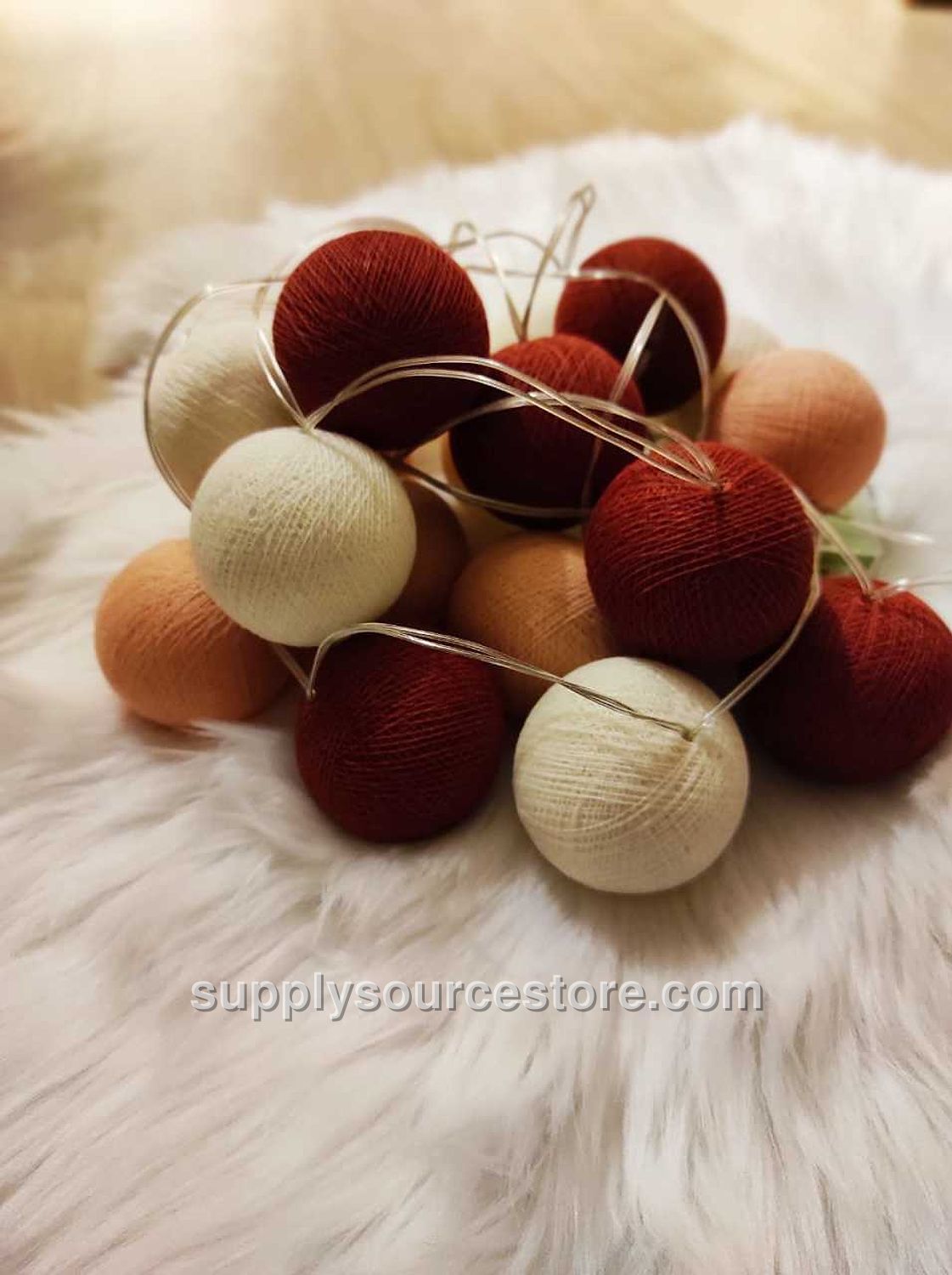 Illuminated Balls Cinnamon-Ecru-Powder