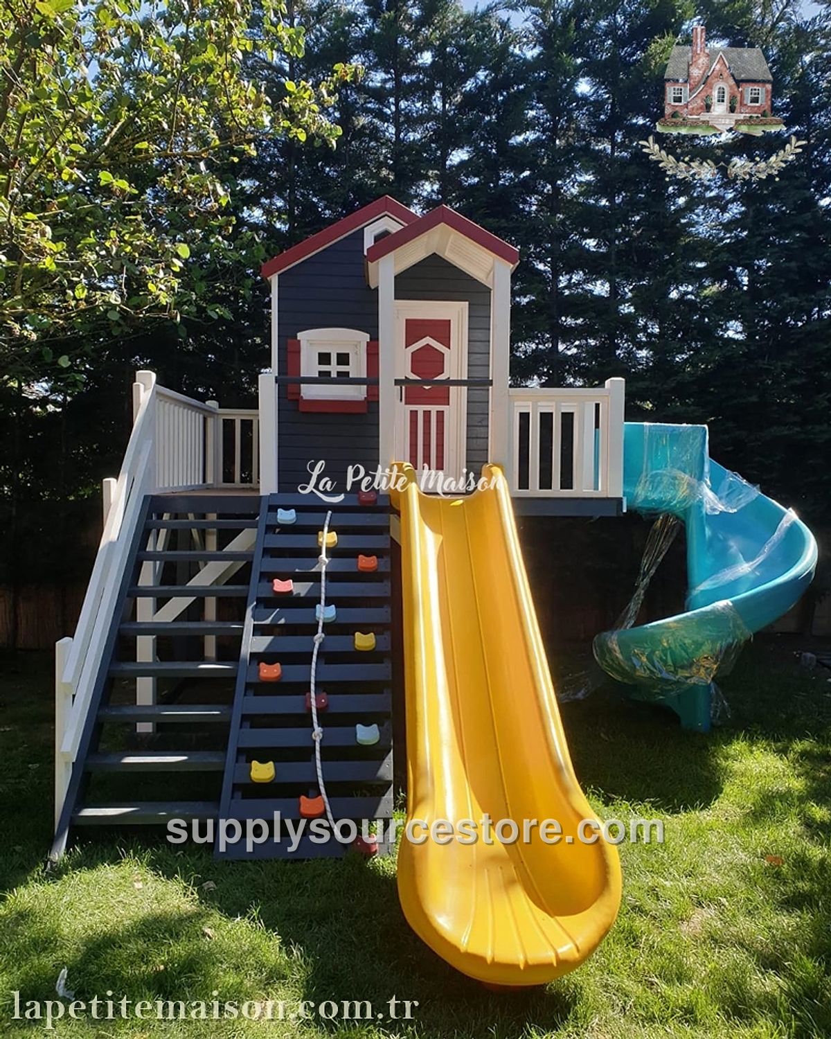 Painted Backyard Playset with Multiple Slides 2106