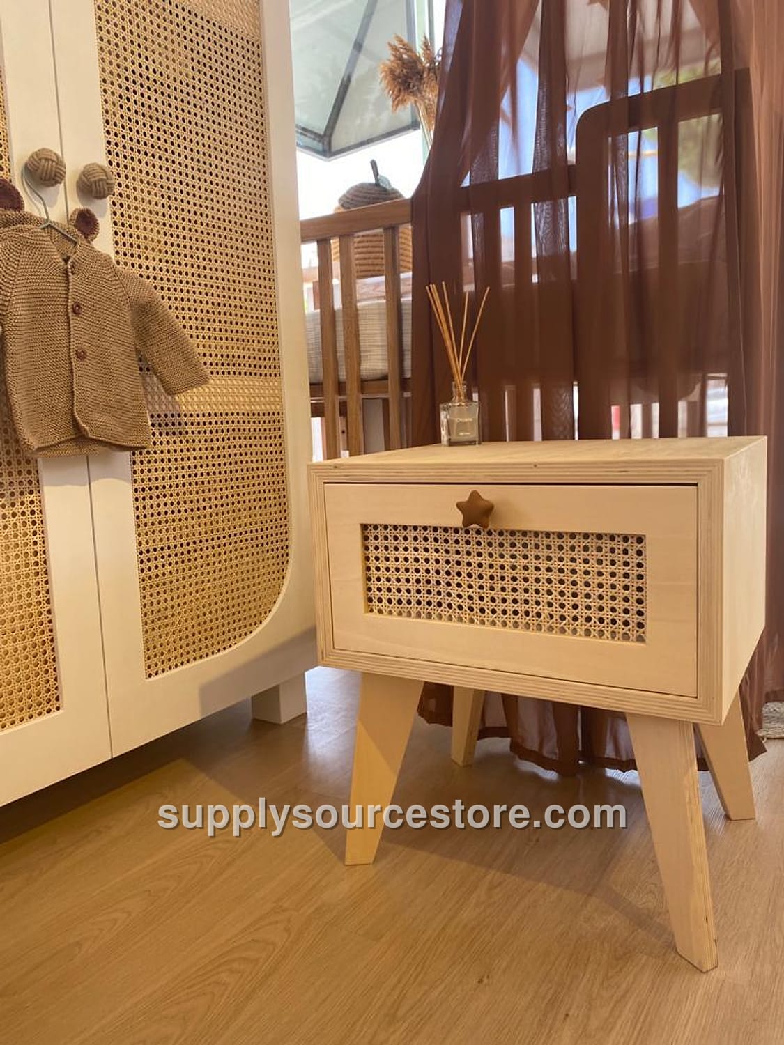 Souffle Solid Dresser