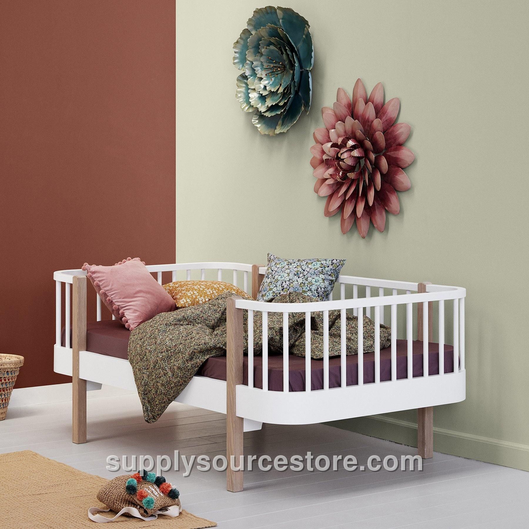 Wood Original Junior Day Bed - White/Oak