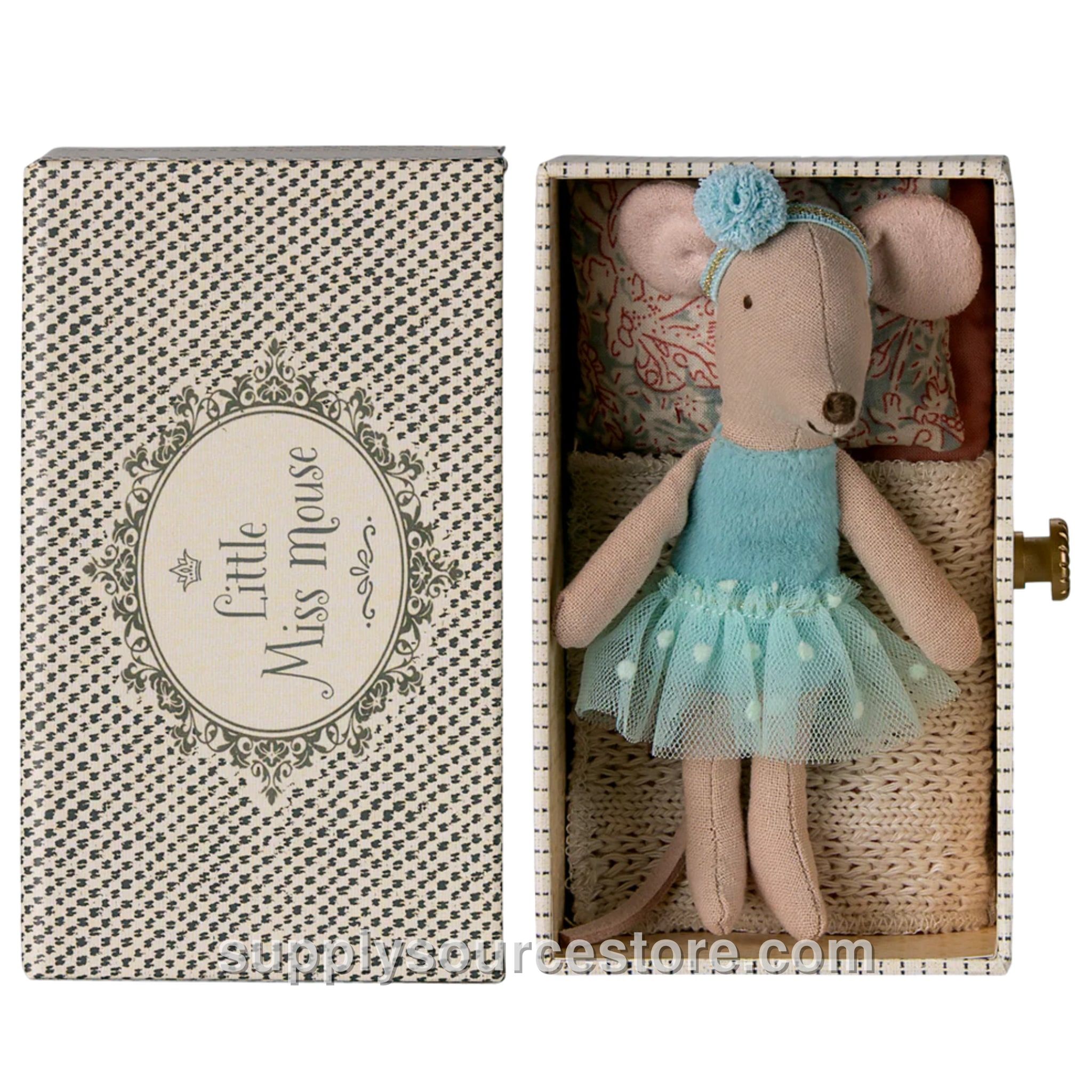 Dance Mouse In Daybed - Little Sister