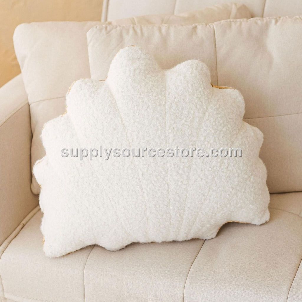 MiniCamp Boucle Seashell Cushion - Ecru