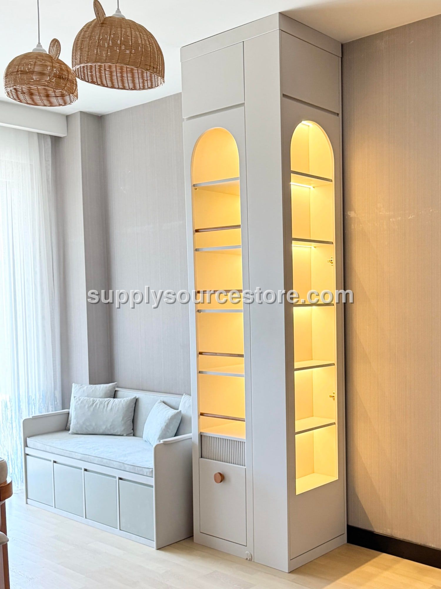 MASAL SERİ KİTAPLIK
