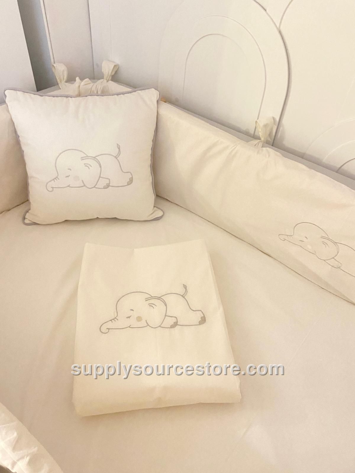Sleeping Elephant Pattern Duvet Set