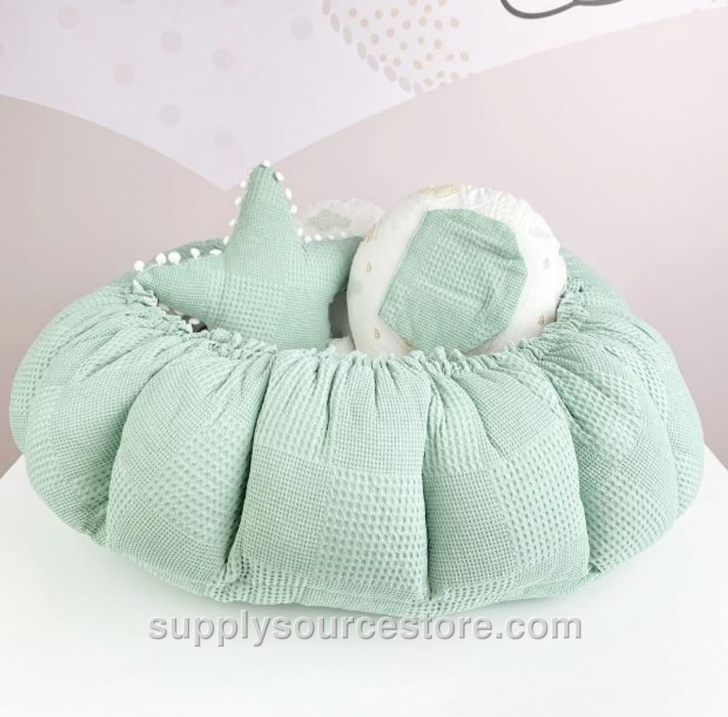 Babynest Round Play Bed