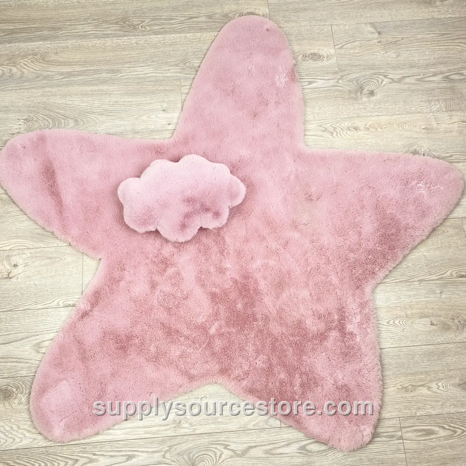 Gift Pillow with Light Lilac Star Rug