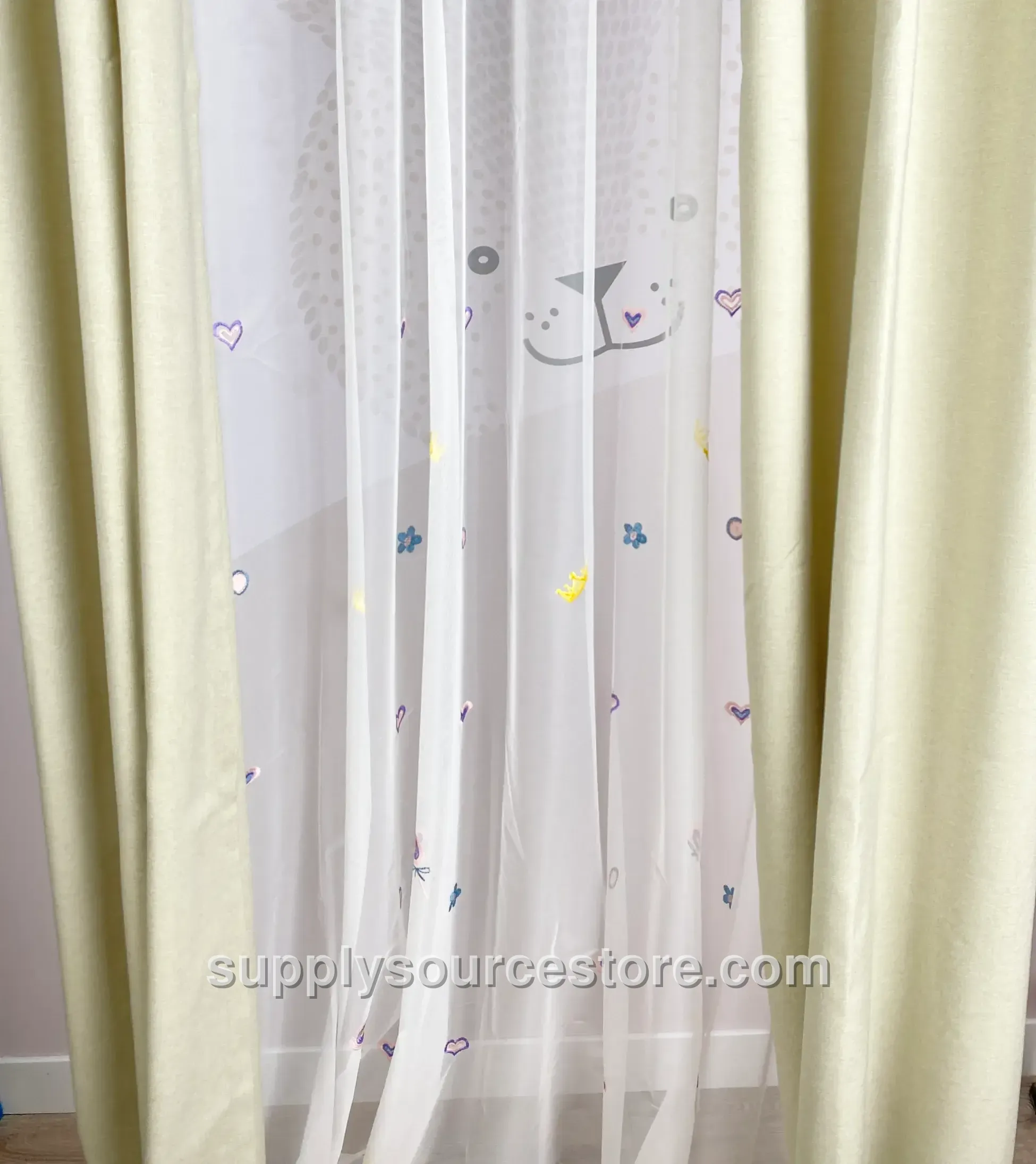 Lamba Embroidered Curtain Set · SS-005887