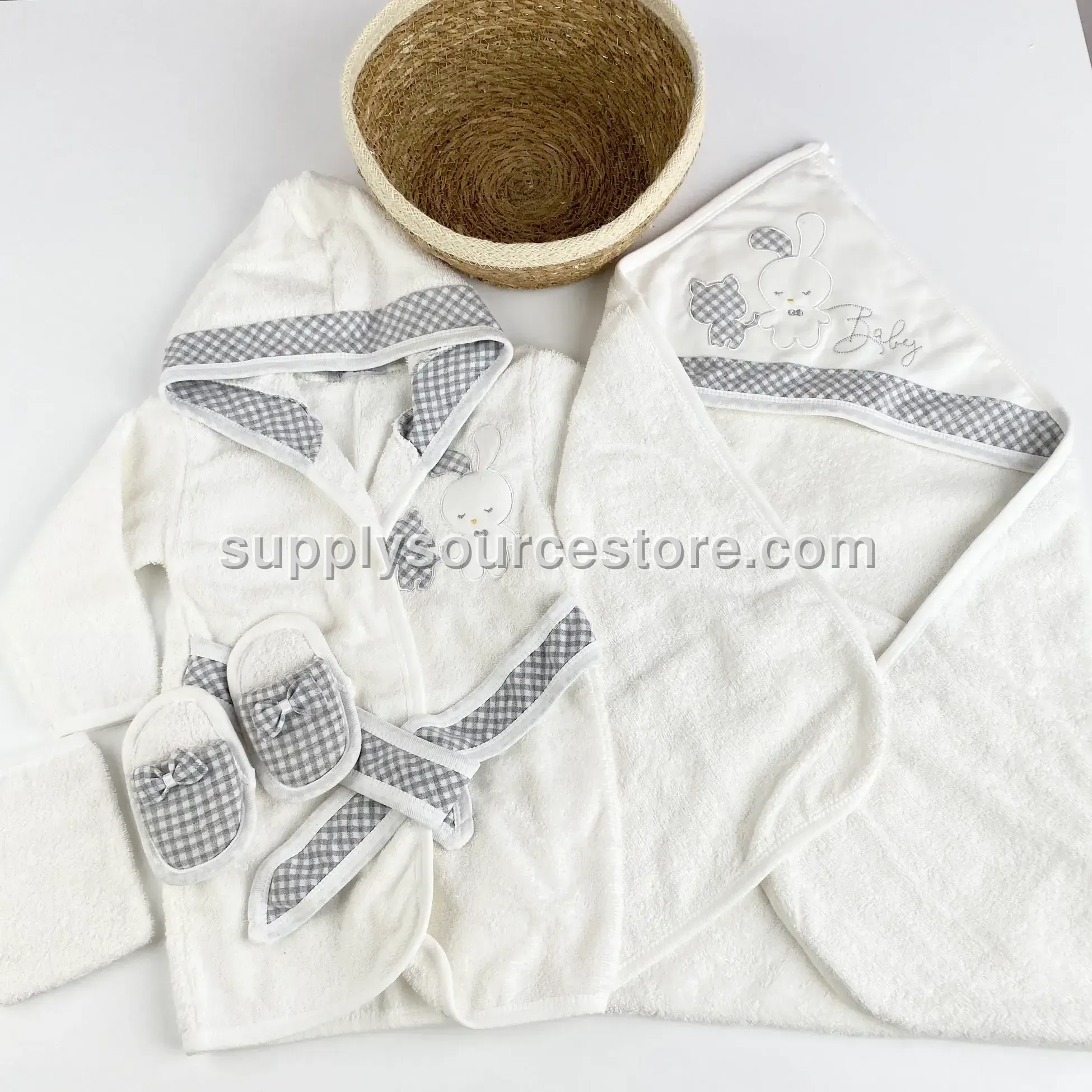 5-Piece Bathroom Set with Gift Basket