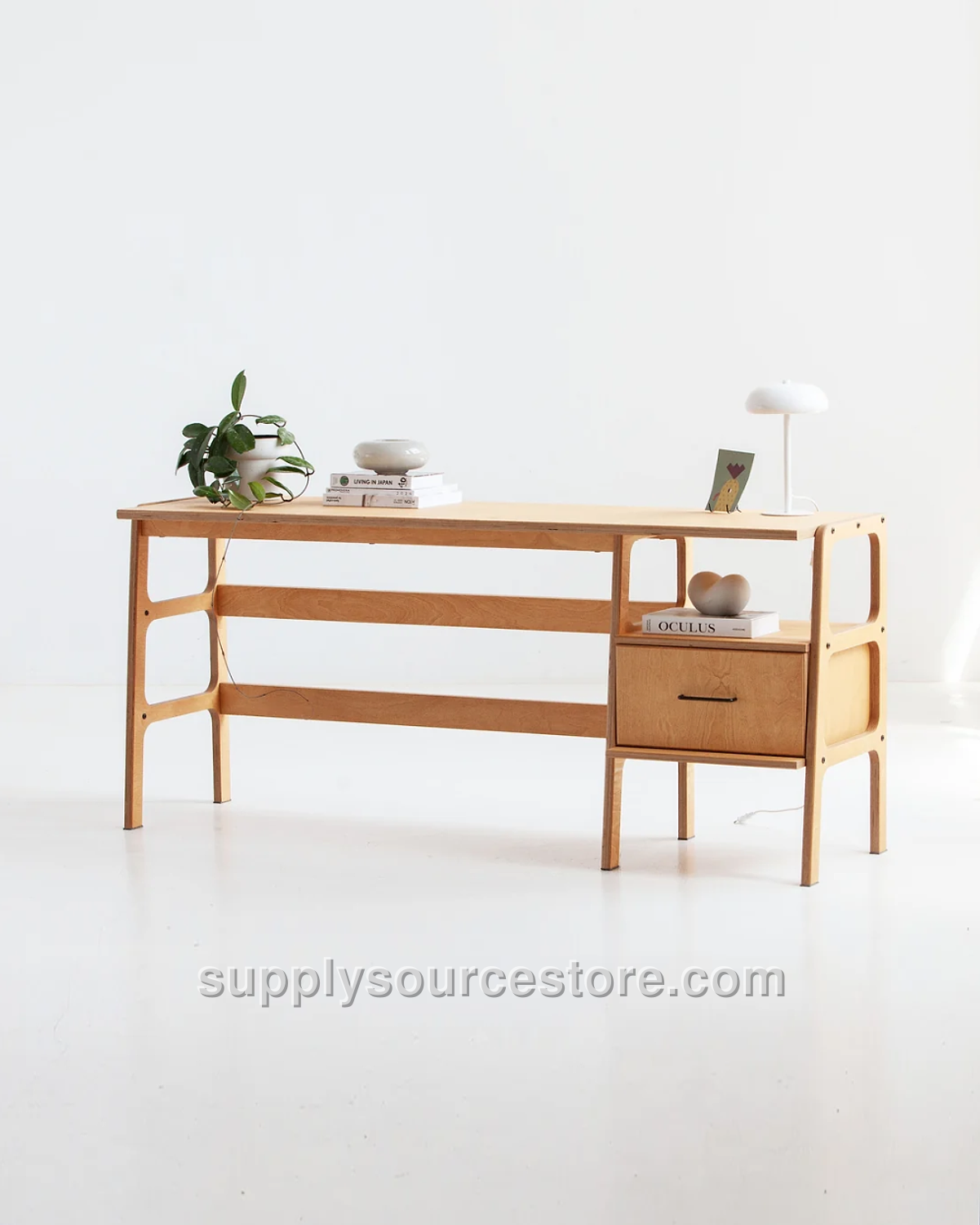 Mid-Century Desk · 180 cm (70.9 in) · 1 Drawer