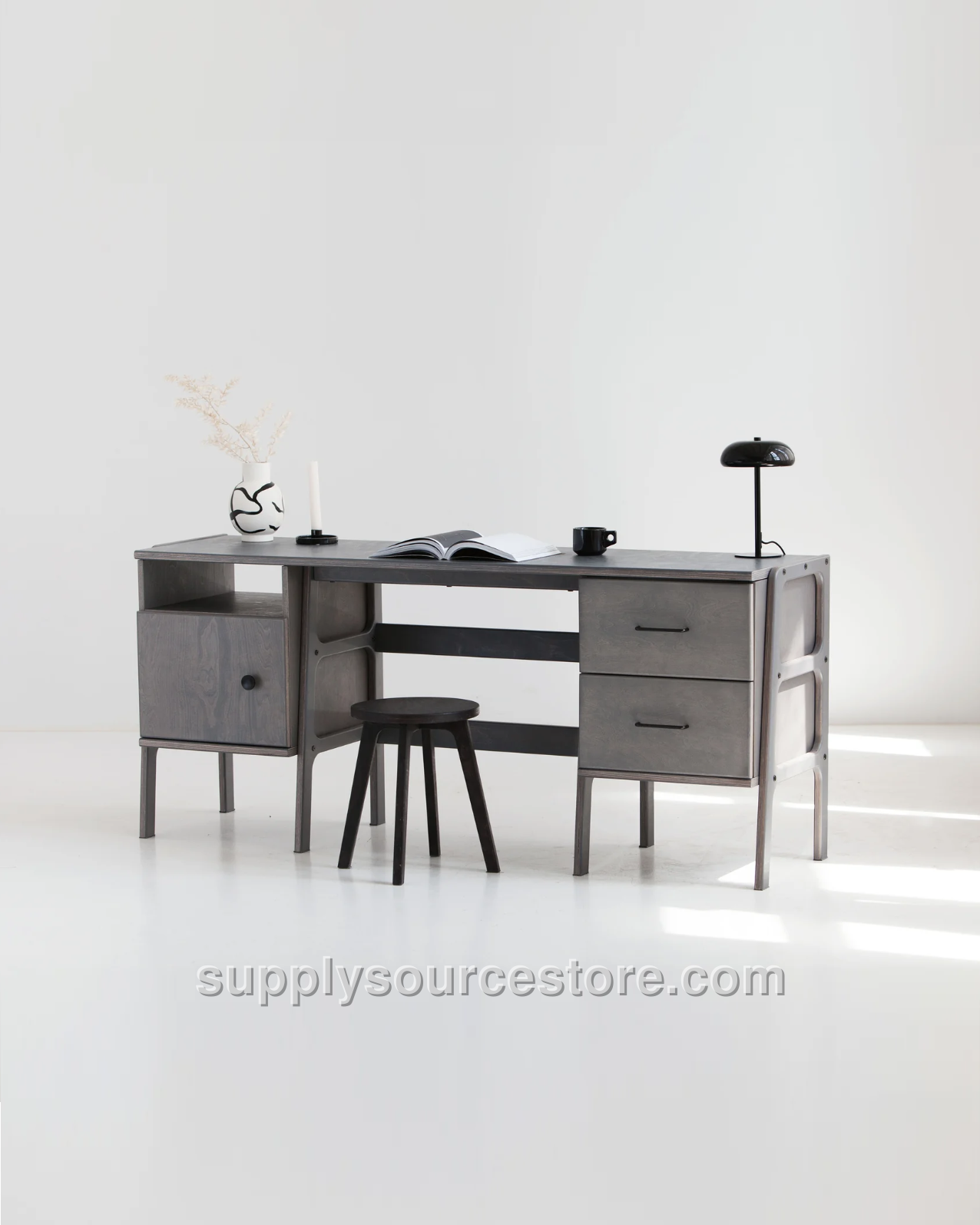 Mid-Century Desk · 180 cm (70.9 in) · Cabinet & Drawers