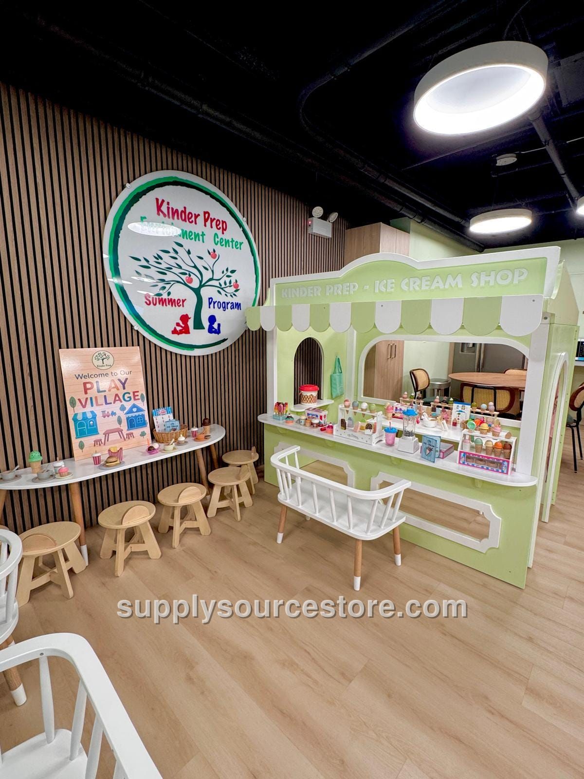 Kids Indoor Playhouse: Customizable Pretend Play Town