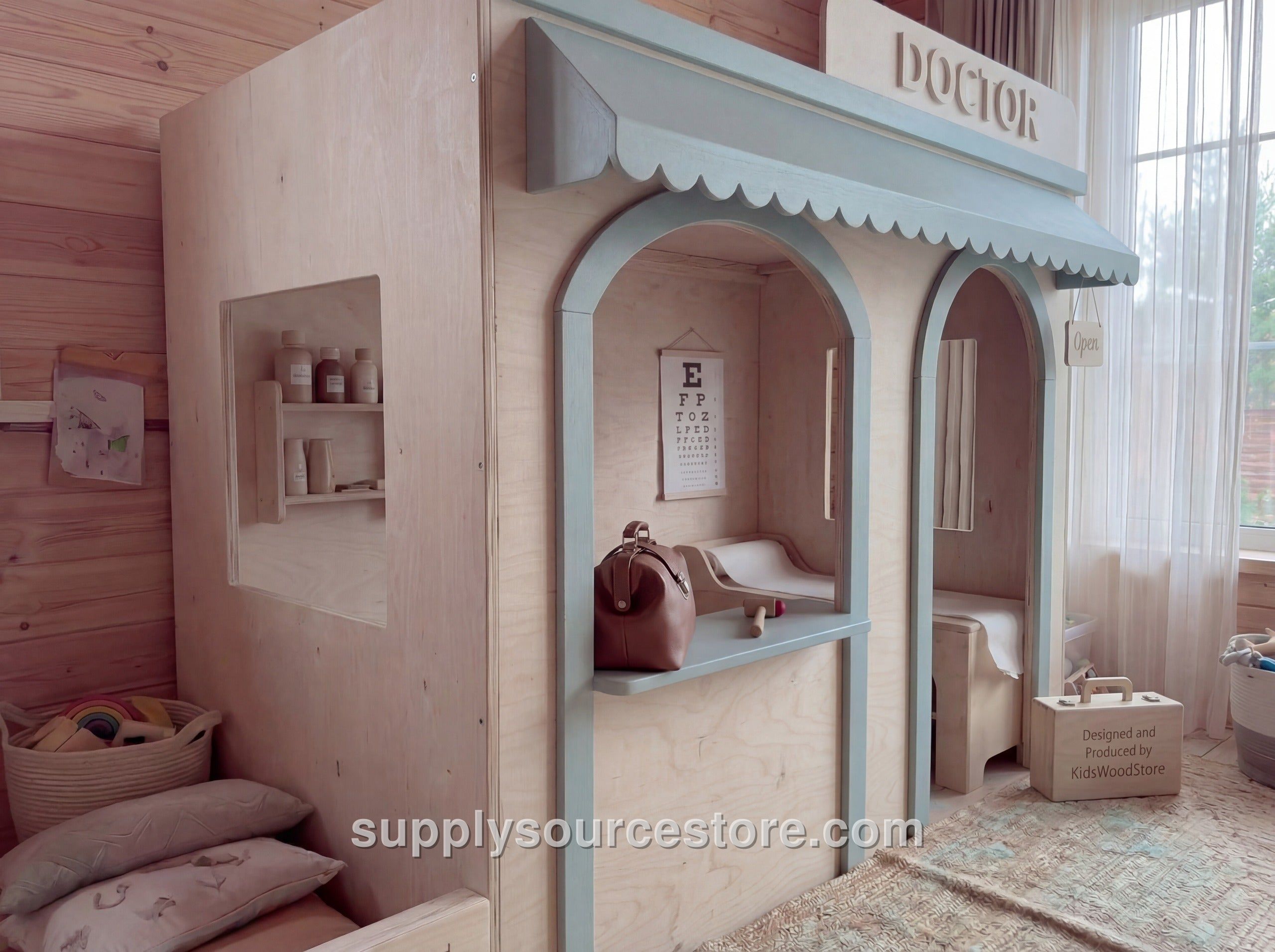 Wooden Pretend Playhouse – Doctor’s Office