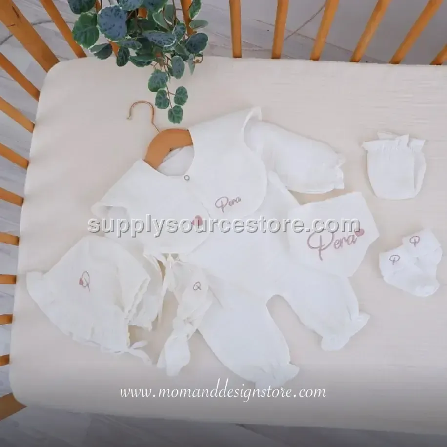 7-Piece 4-layer muslin Coming-Home Set — ecru