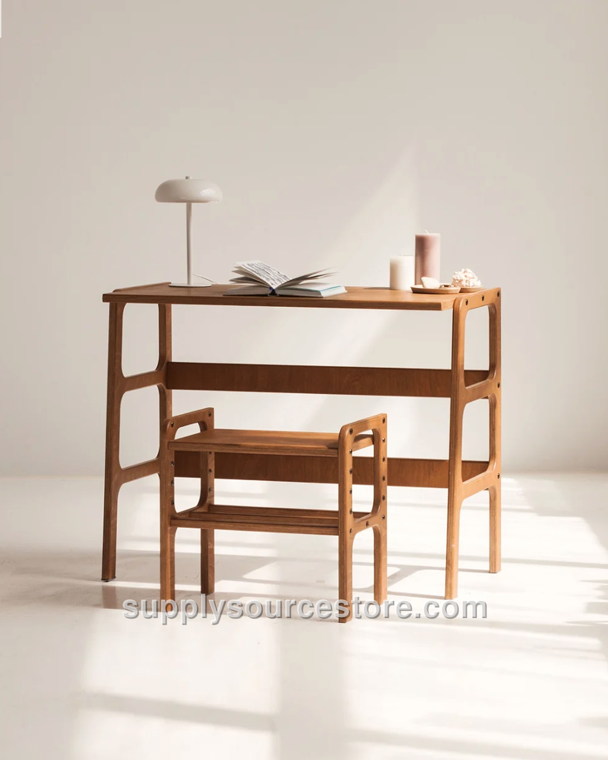 Mid-Century Writing Desk · 49 cm (19.3 in)
