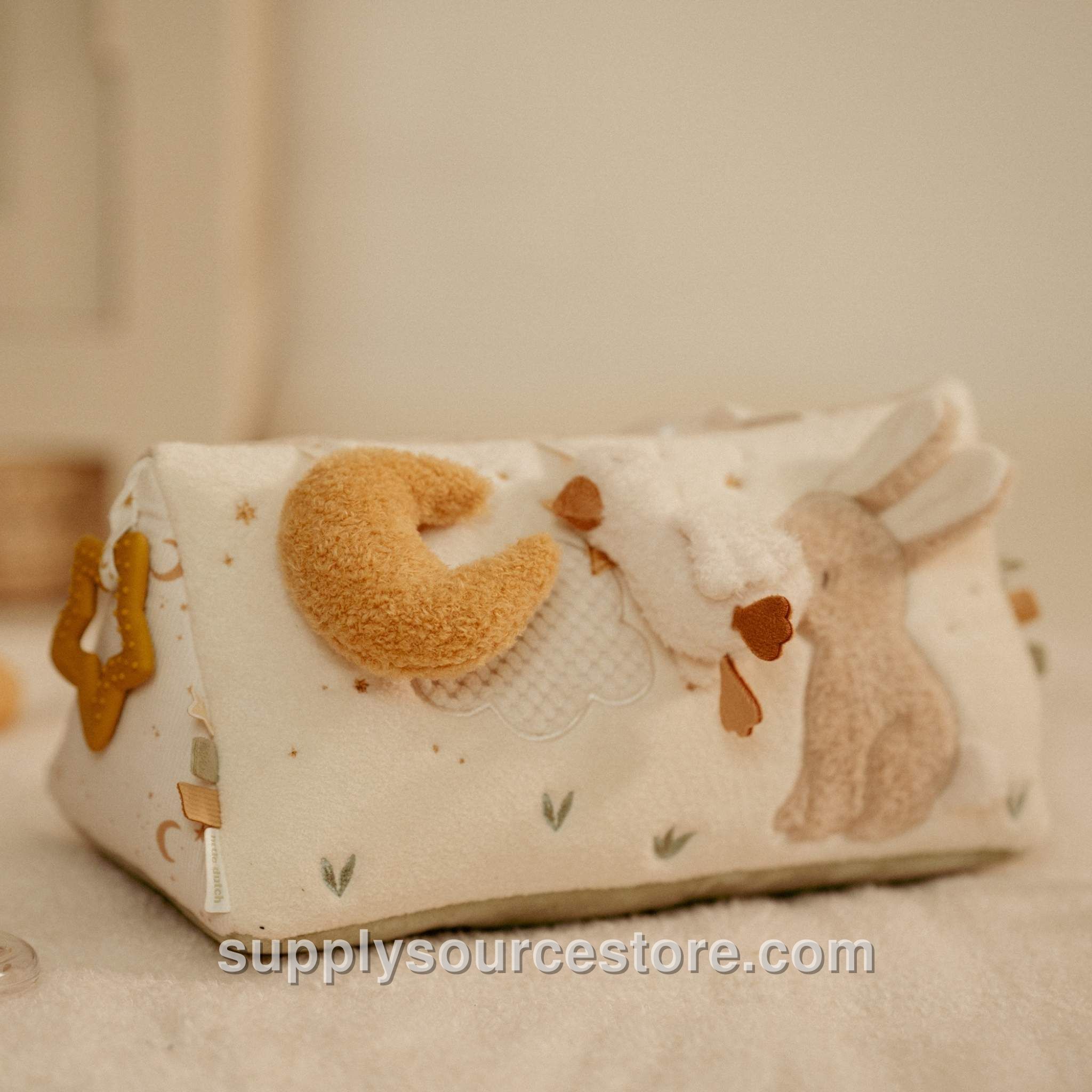 Activity Triangle - Newborn Naturals